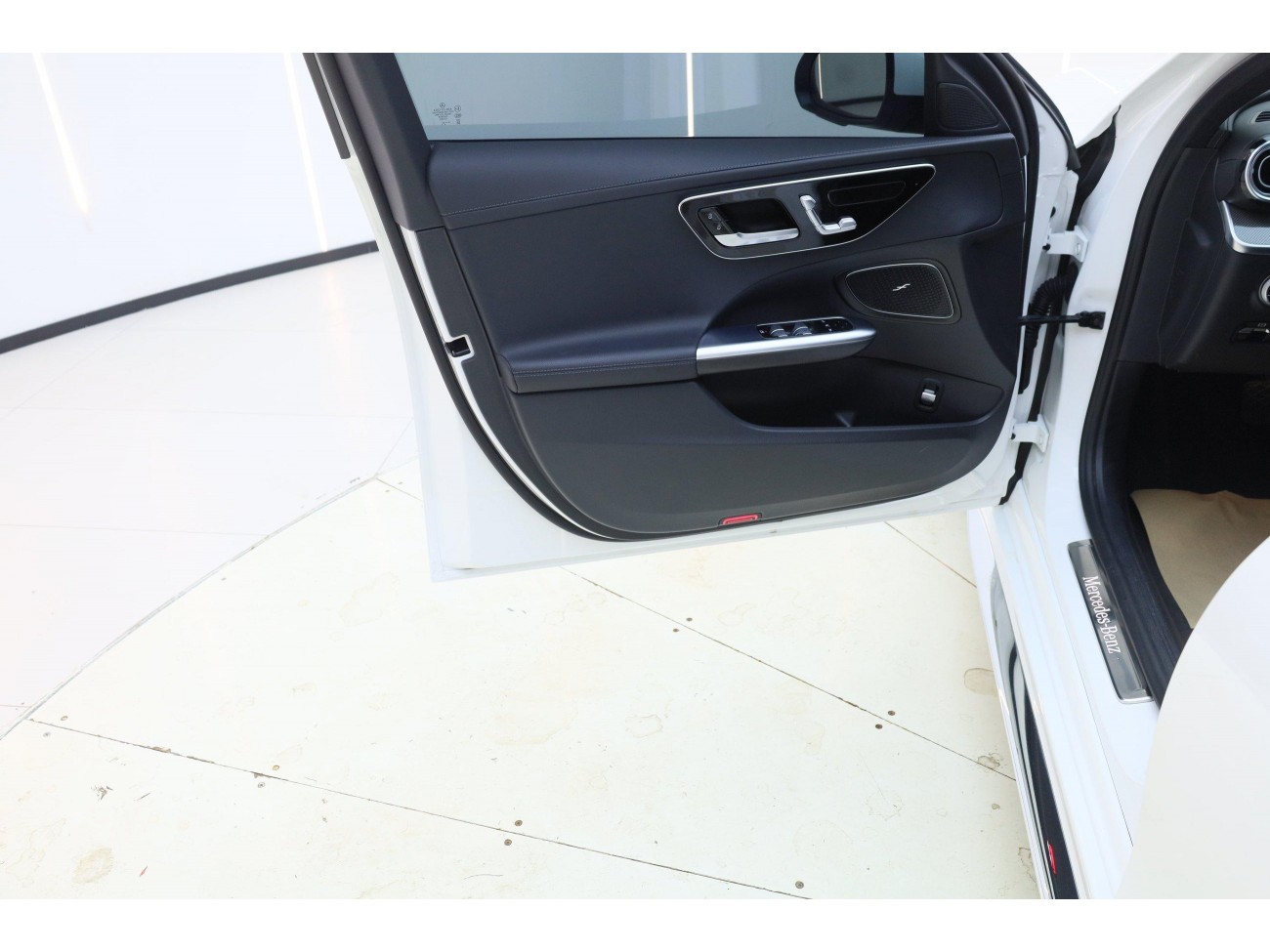 Mercedes-Benz C 260 L 2023