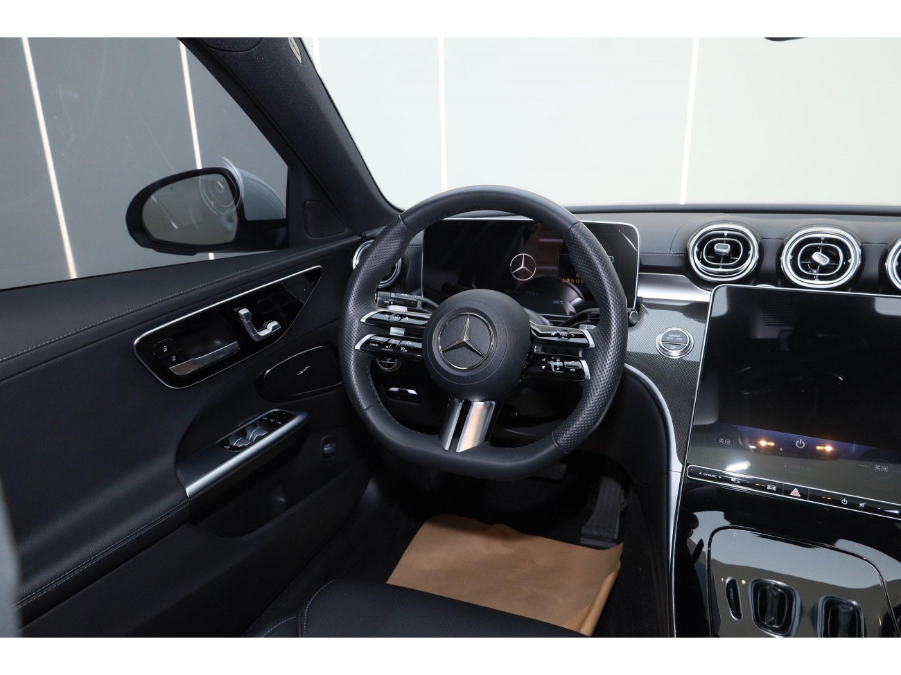 Mercedes-Benz C 260 L 2023