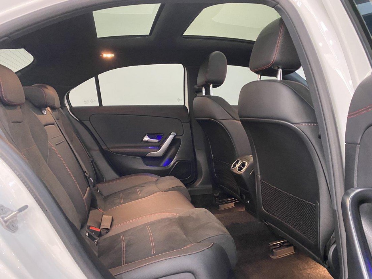 Mercedes-Benz A 200 L 2023