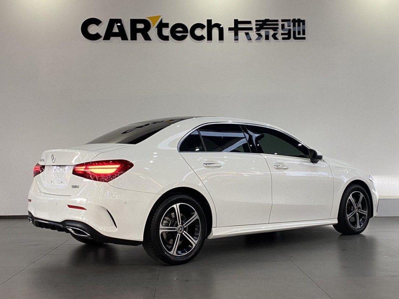 Mercedes-Benz A 200 L 2023