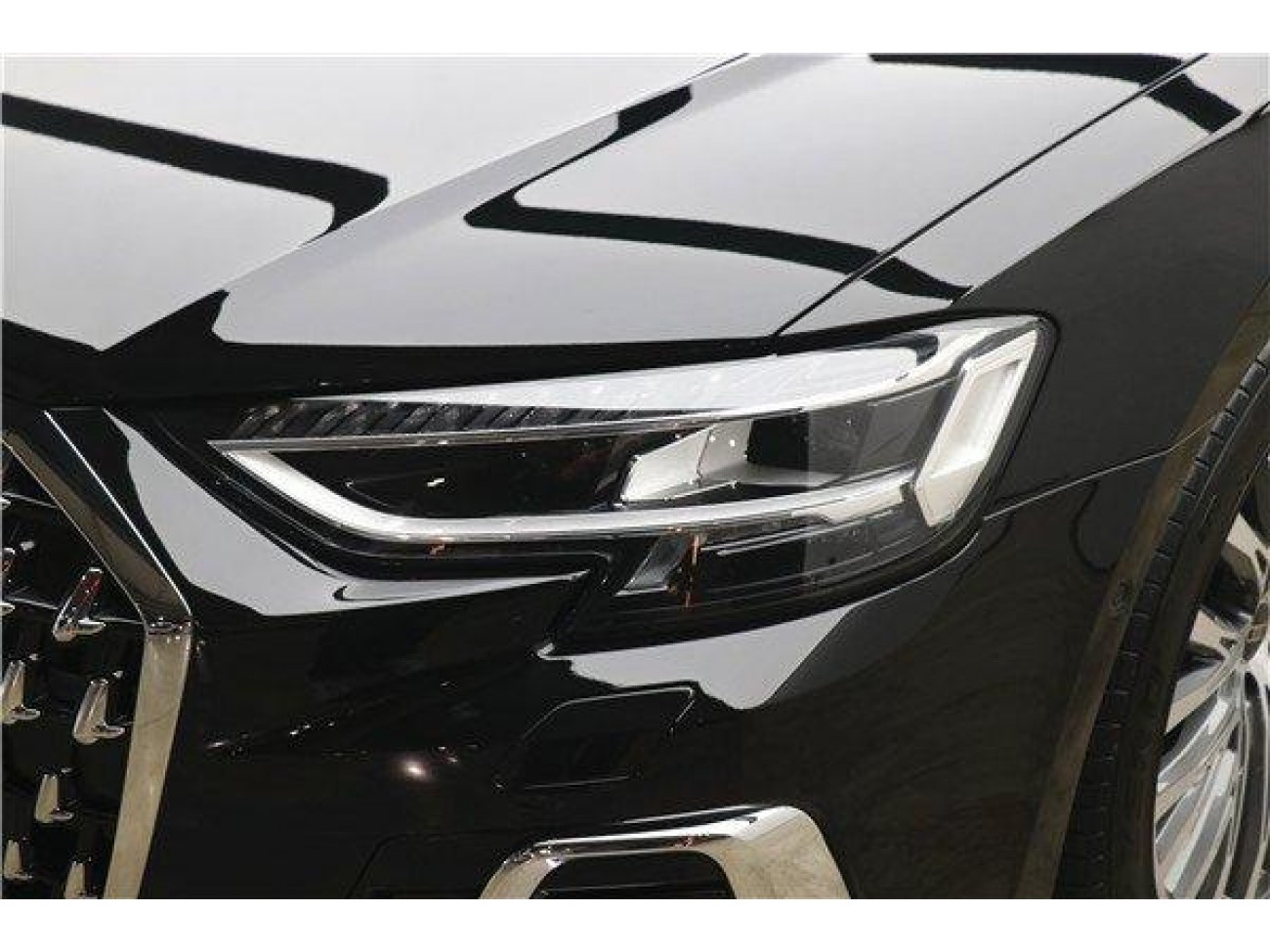 Audi A8L 50 TFSI 2024