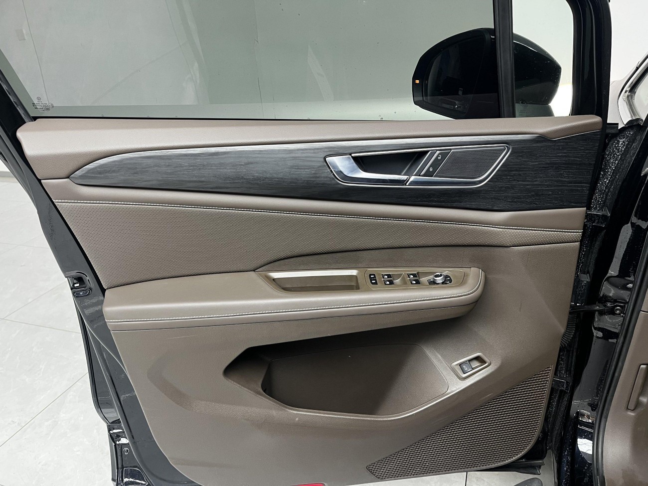 Volkswagen Viloran 2025