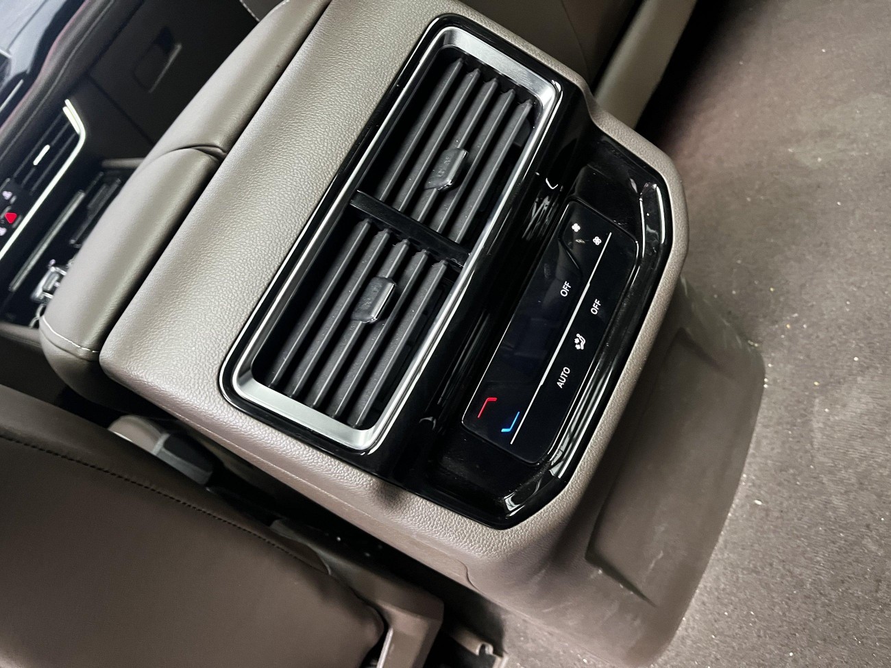 Volkswagen Viloran 2025