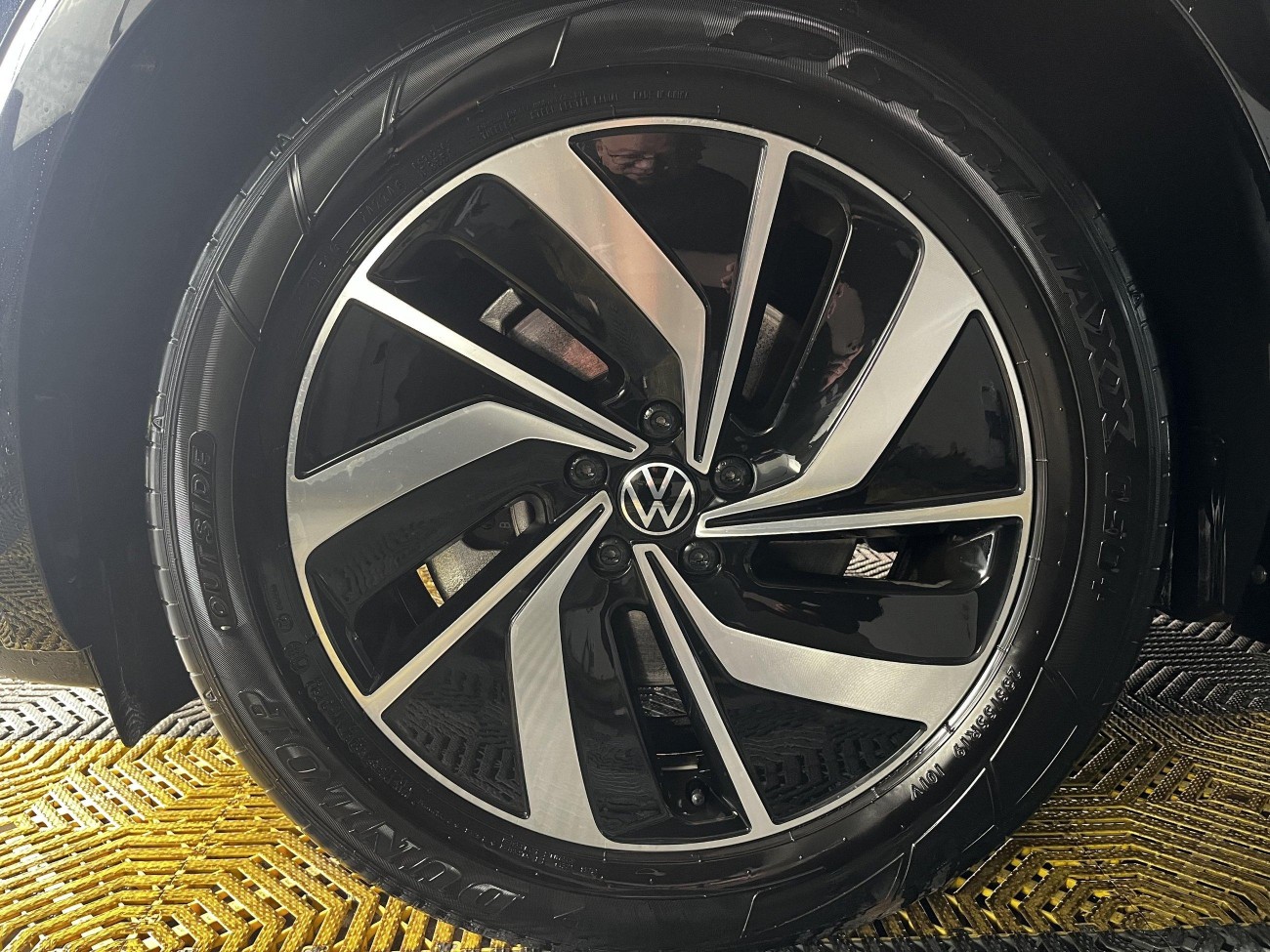 Volkswagen Viloran 2025