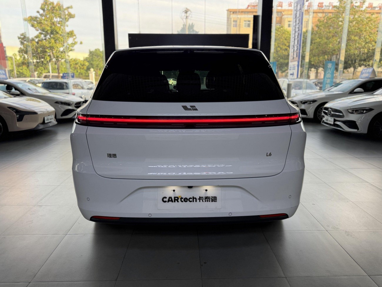 Li Auto L6 2024