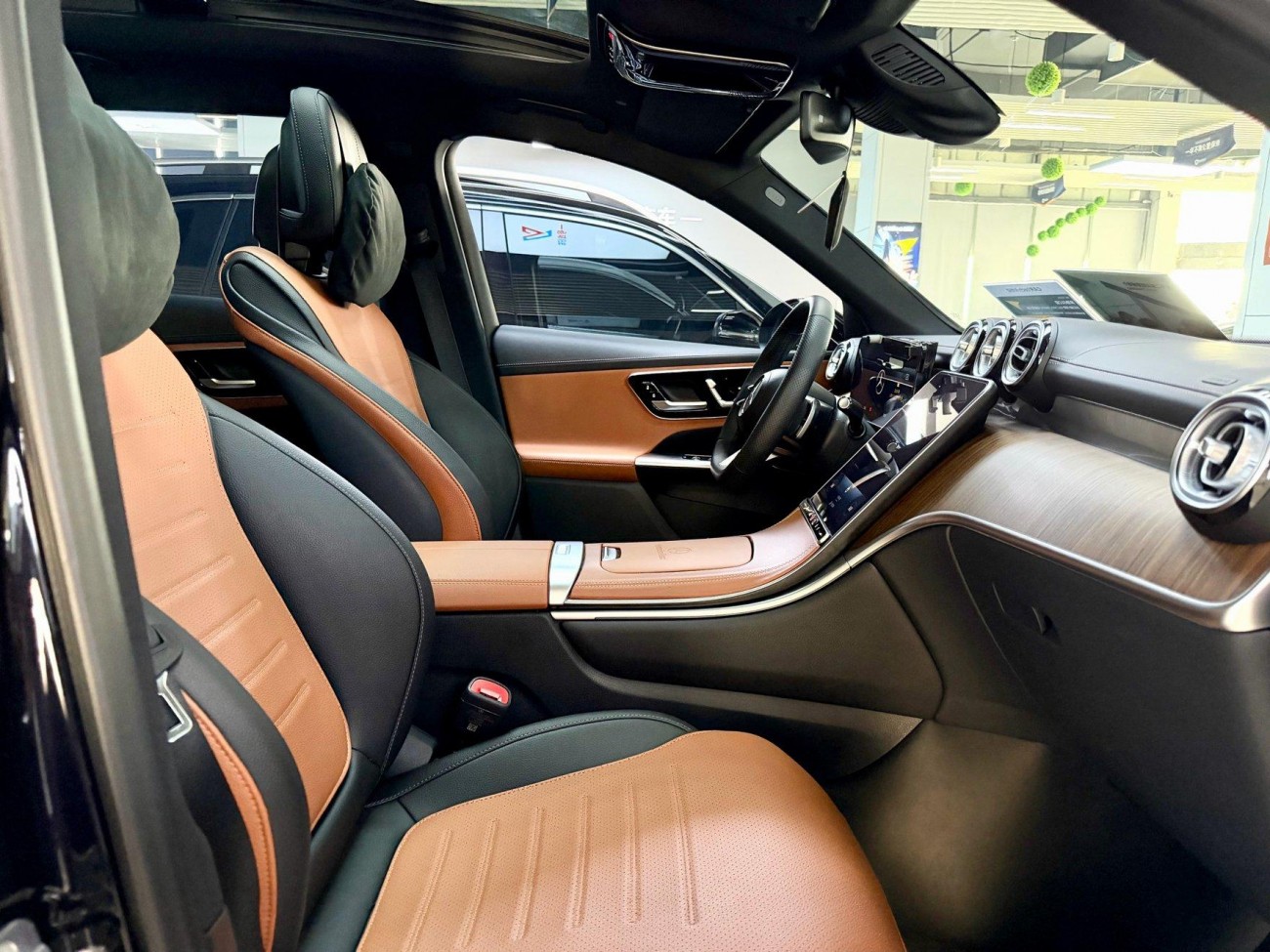 Mercedes-Benz GLC 300 L 2023