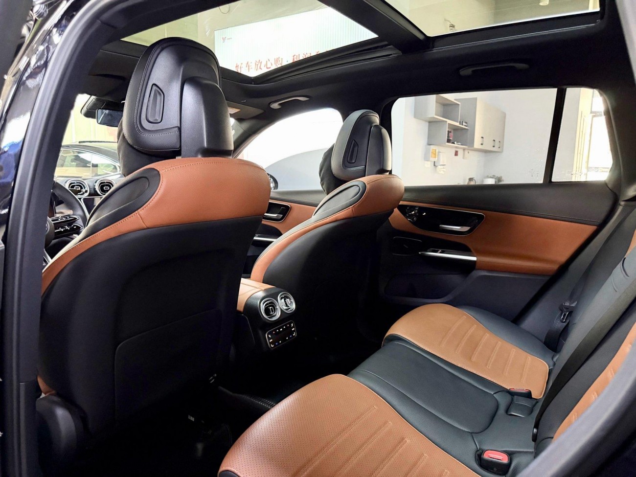 Mercedes-Benz GLC 300 L 2023