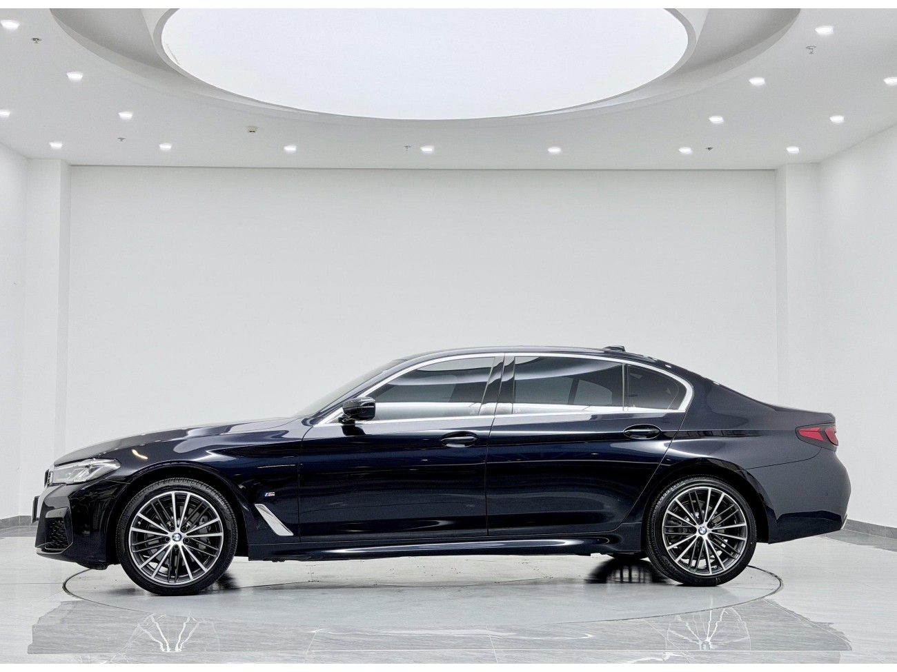 BMW 530Li 2022