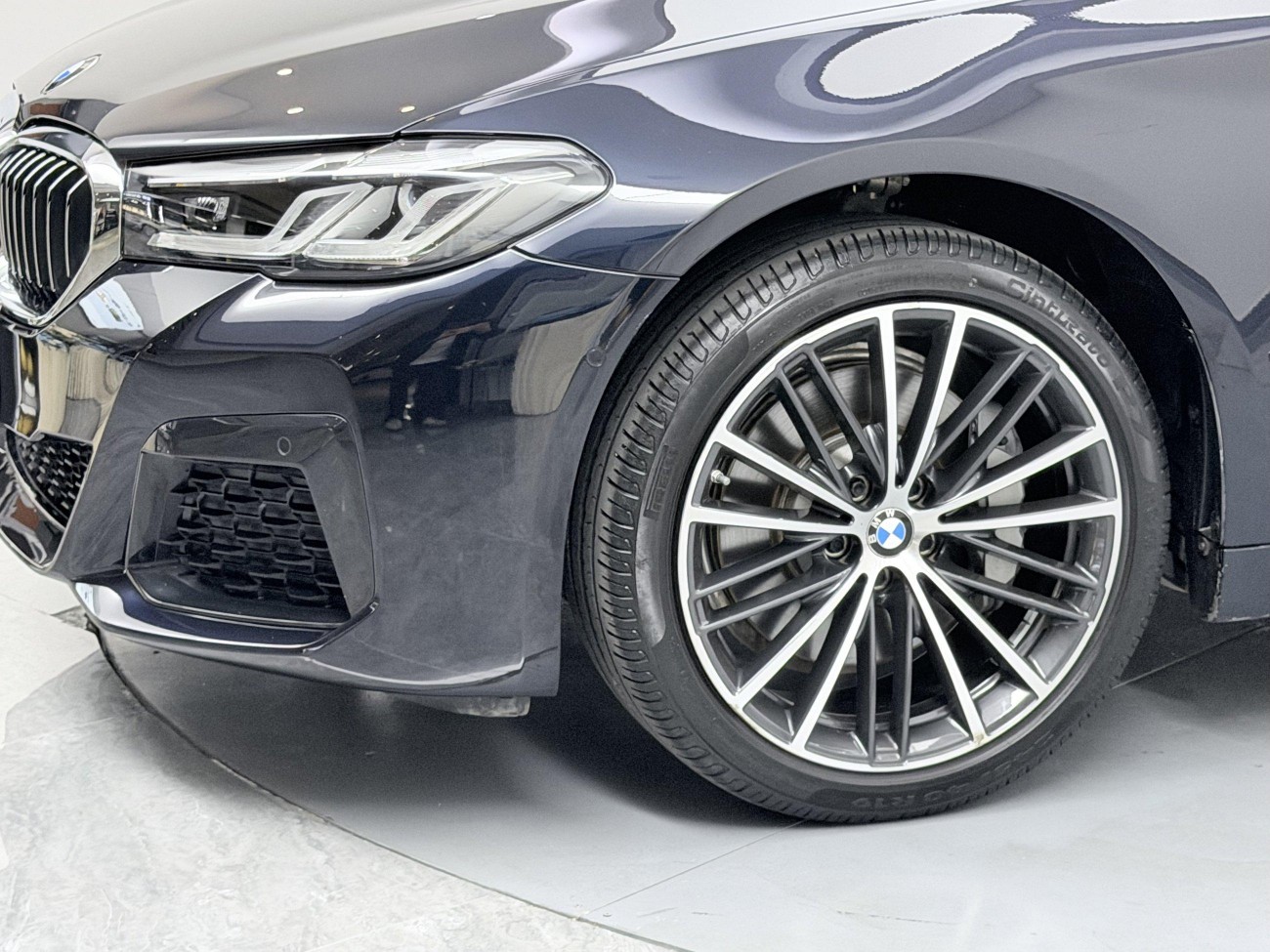 BMW 530Li 2022