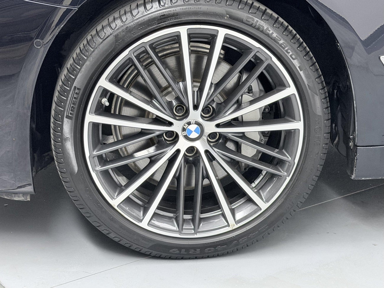 BMW 530Li 2022