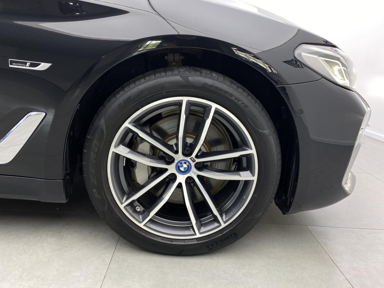 BMW 535Le 2021