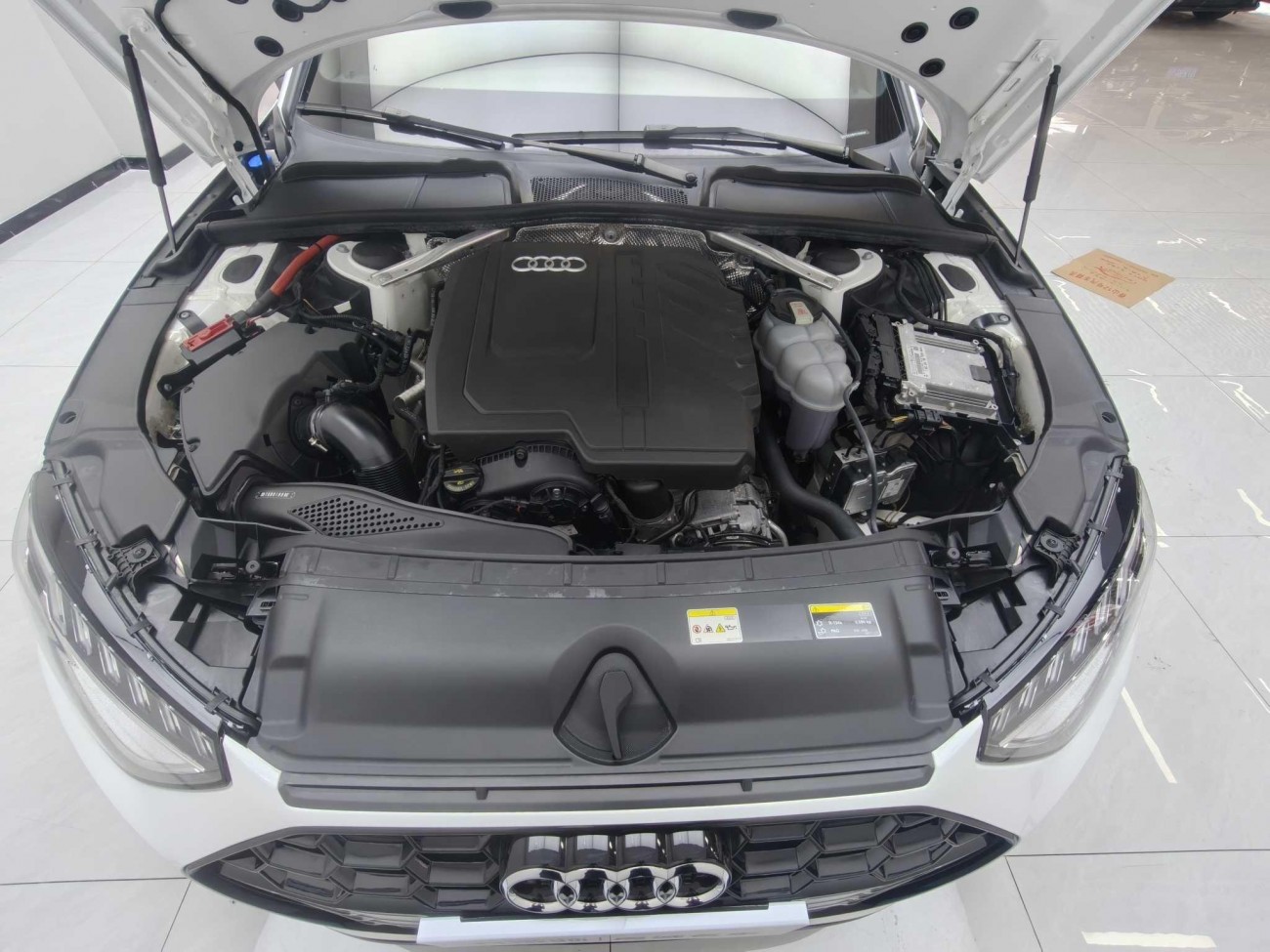 Audi A4L 40 TFSI 2023