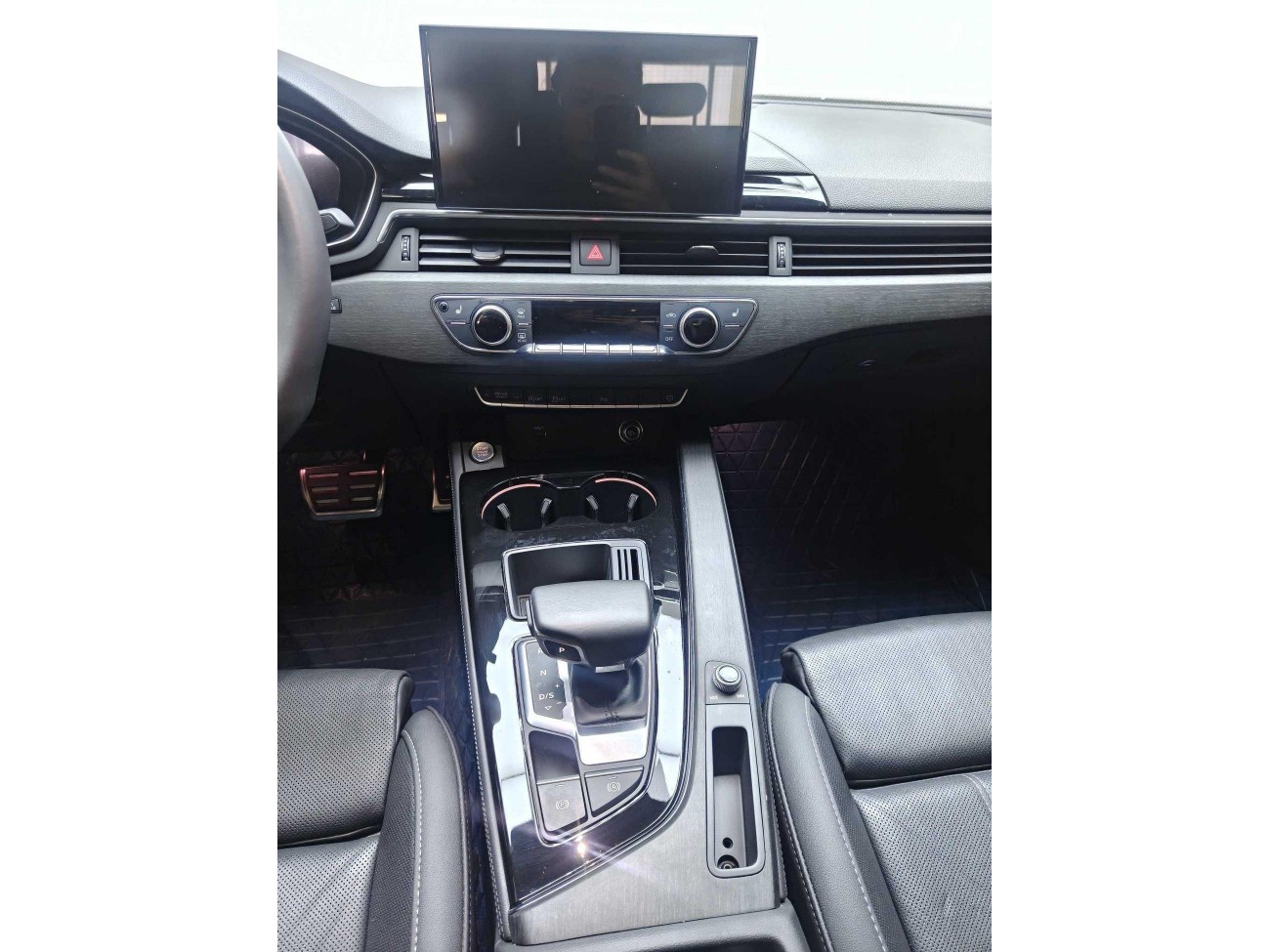 Audi A4L 40 TFSI 2023