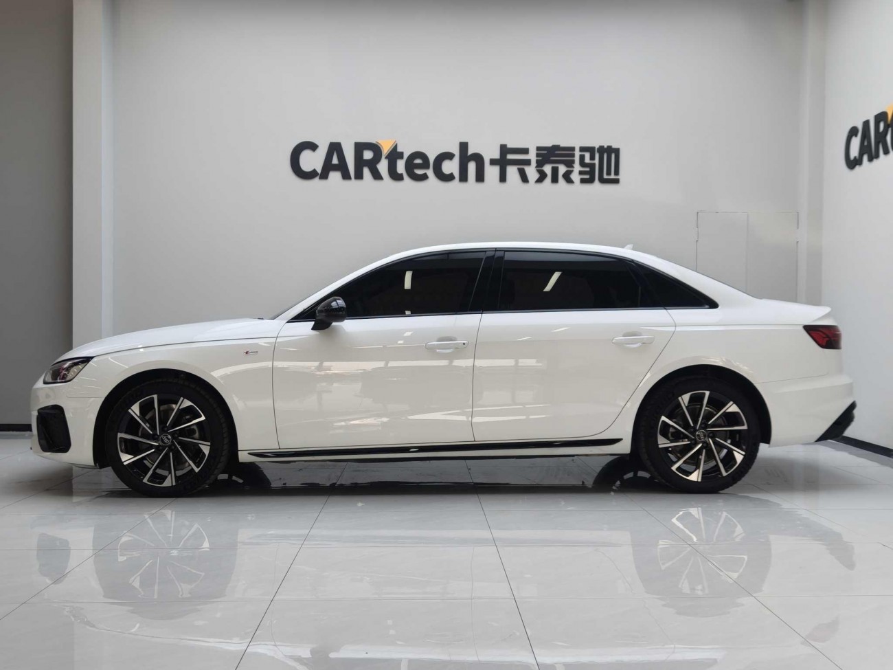 Audi A4L 40 TFSI 2023