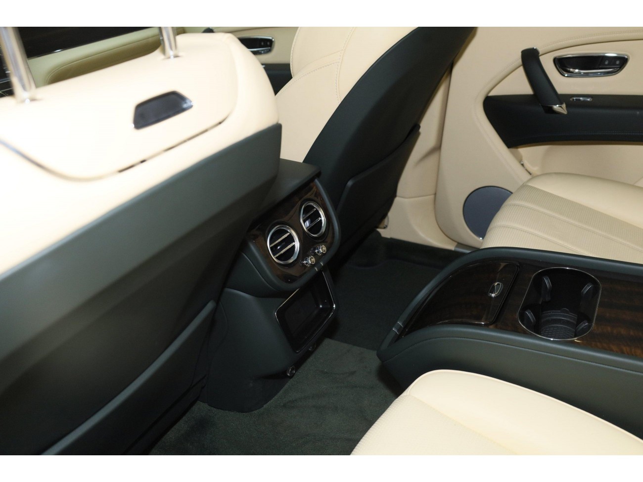 Bentley 2018 2020