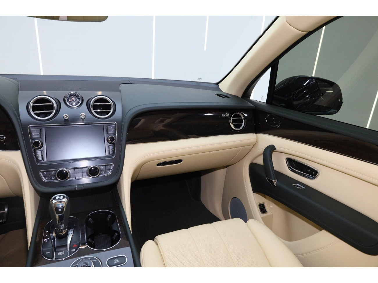 Bentley 2018 2020