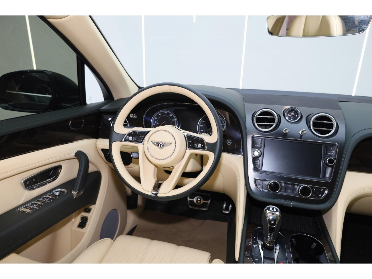Bentley 2018 2020