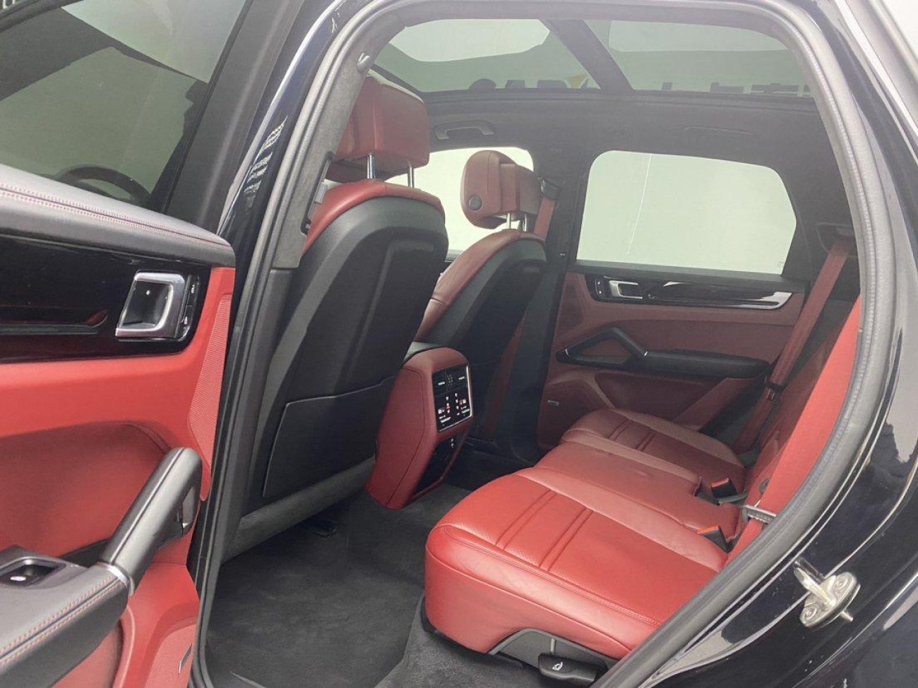 Porsche Cayenne 2022