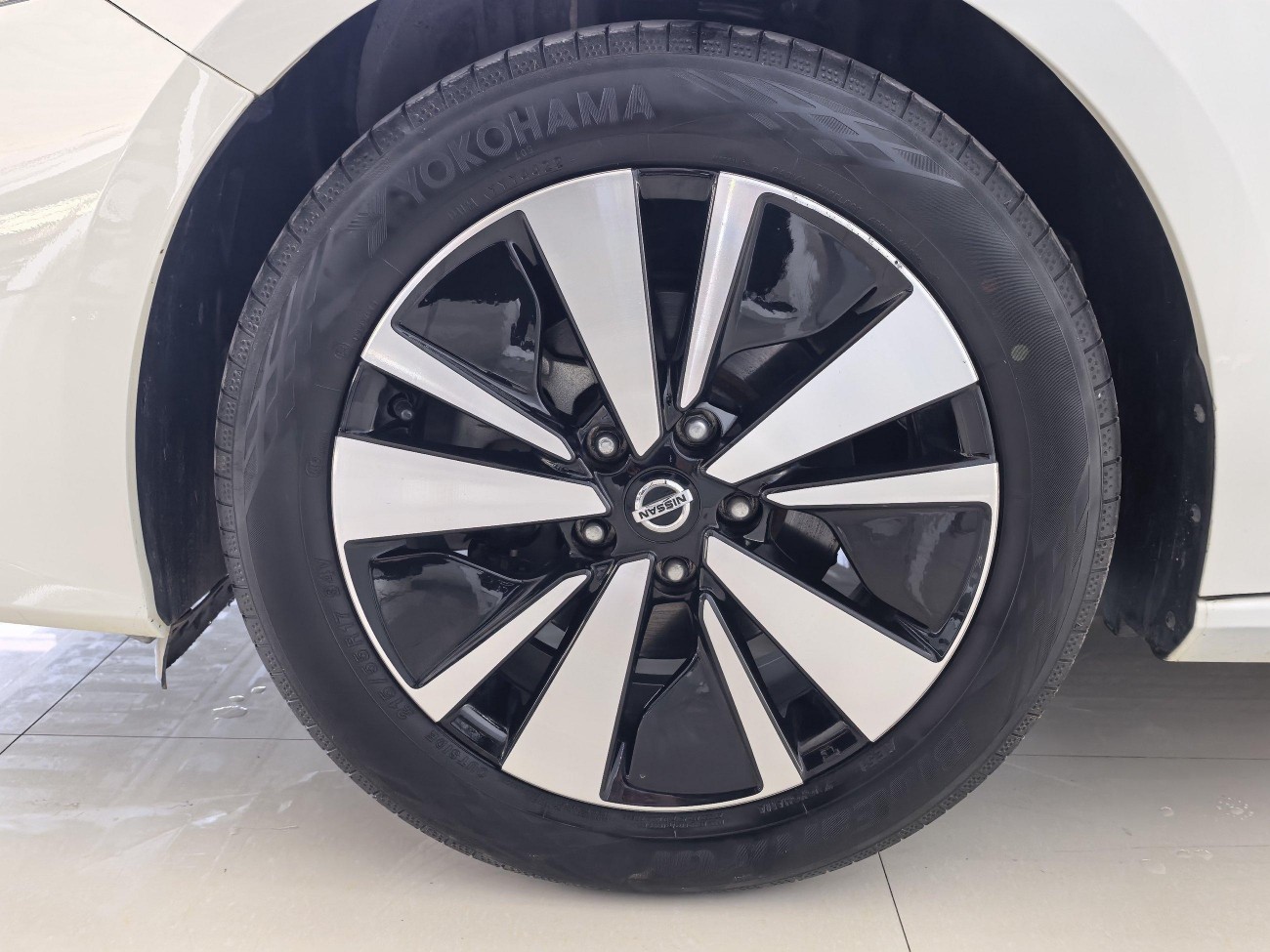 Nissan Teana 2023