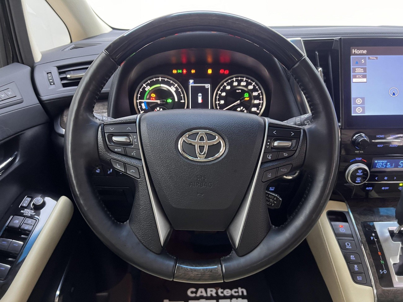 Toyota Alphard 2023