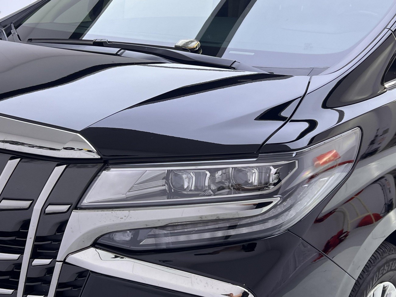 Toyota Alphard 2023