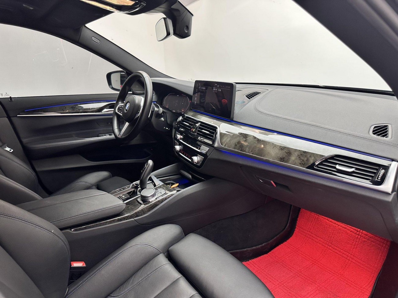 BMW 6GT 2021