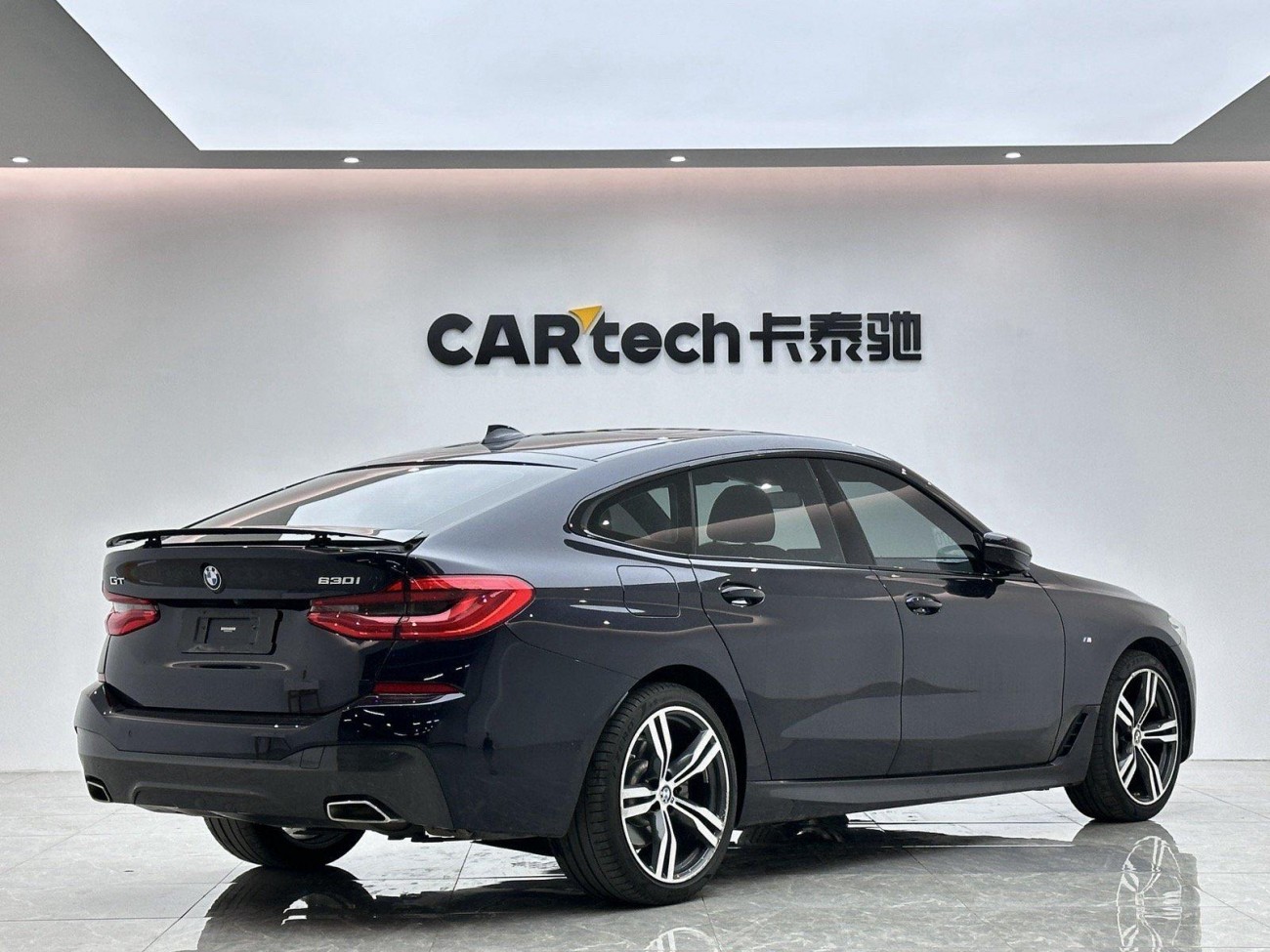 BMW 6GT 2021