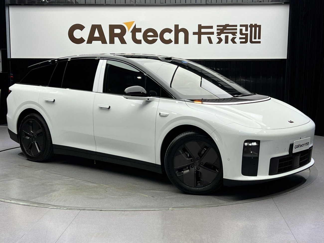 Li Auto i6 2026