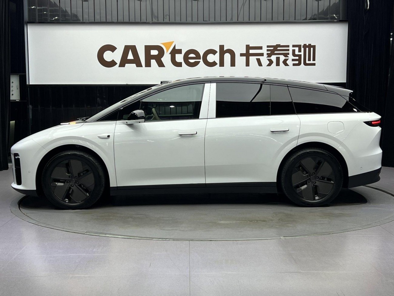 Li Auto i6 2026