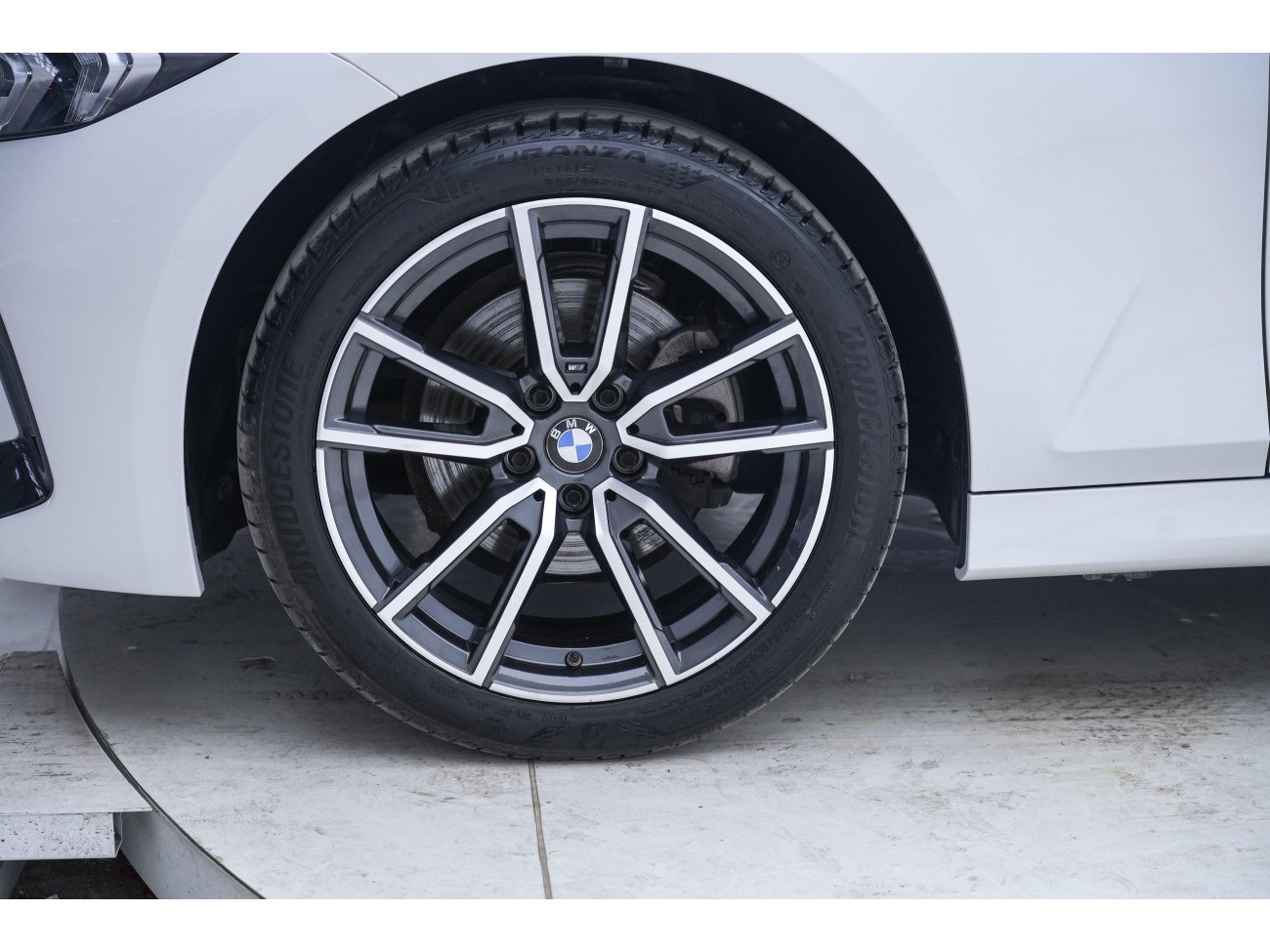 BMW 320Li 2023