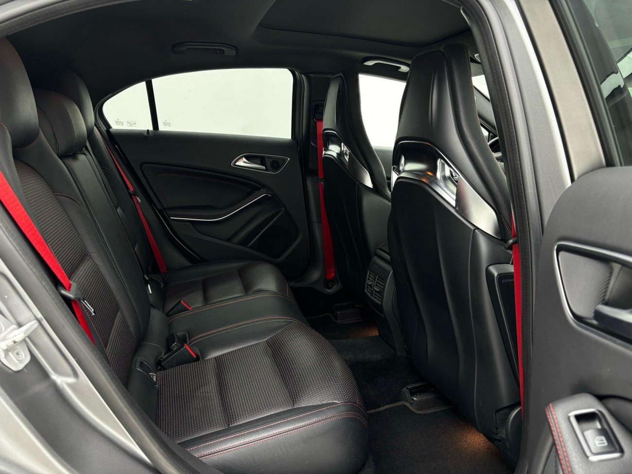 Mercedes-Benz A45 4MATIC 2016