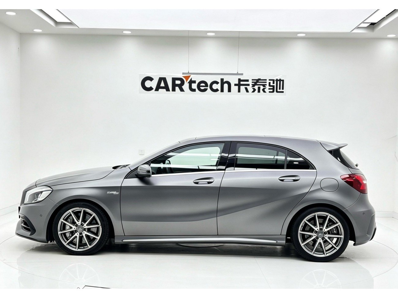 Mercedes-Benz A45 4MATIC 2016