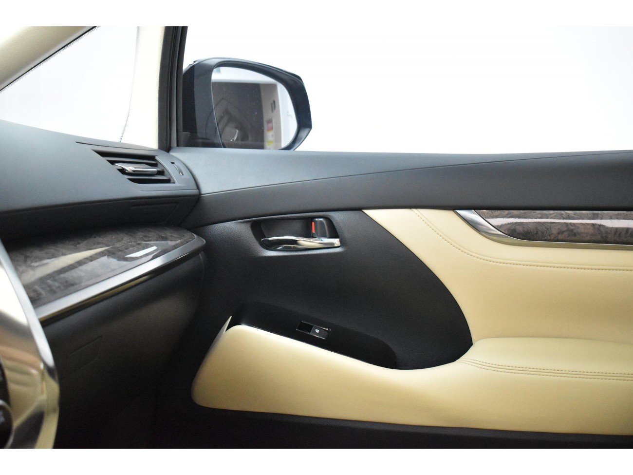 Toyota Alphard 2019