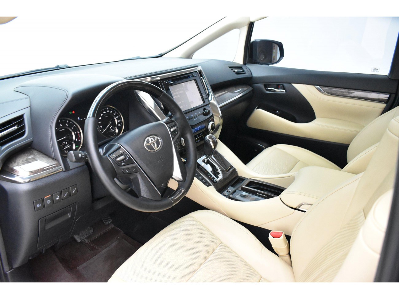 Toyota Alphard 2019