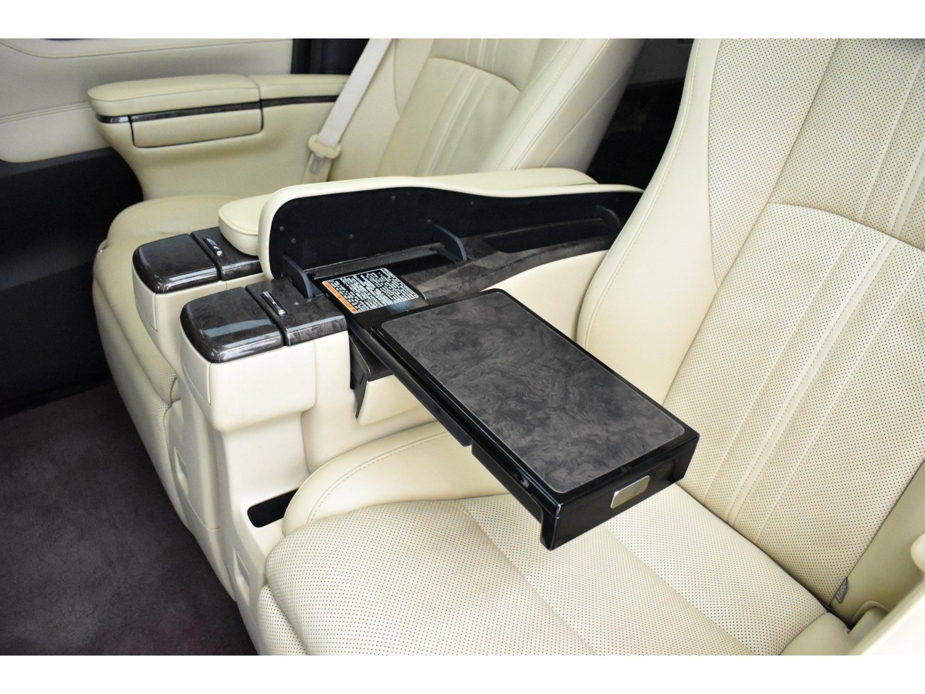 Toyota Alphard 2019