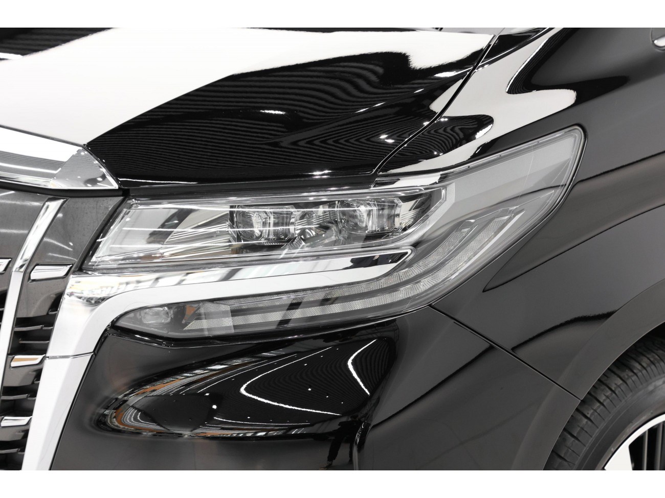 Toyota Alphard 2019