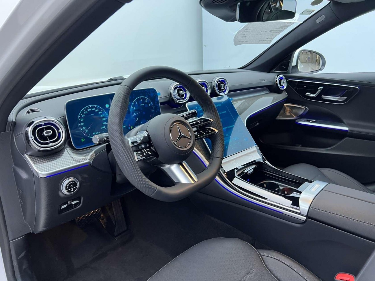 Mercedes-Benz C 260 L 2026