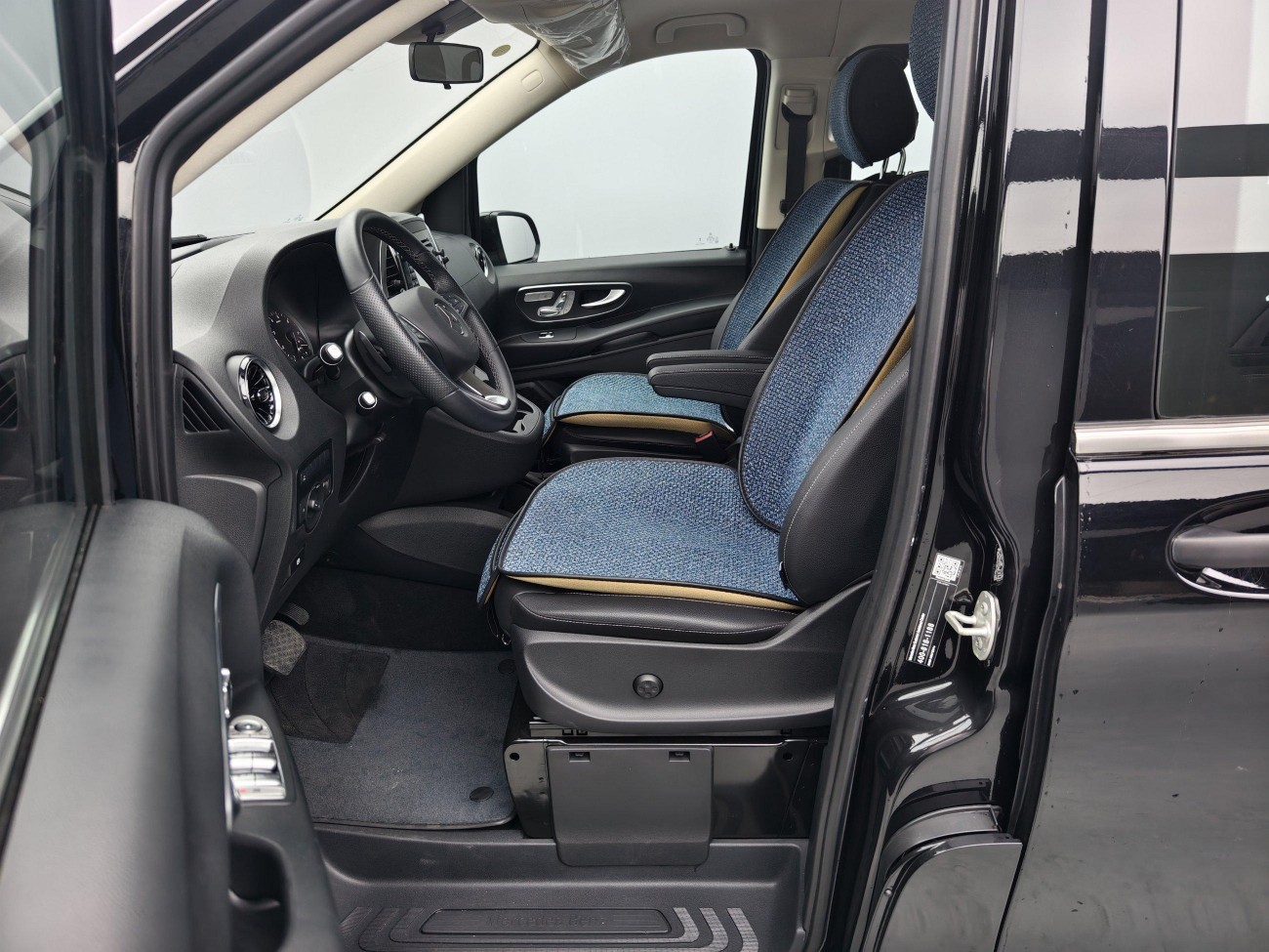 Mercedes-Benz 2023 2023