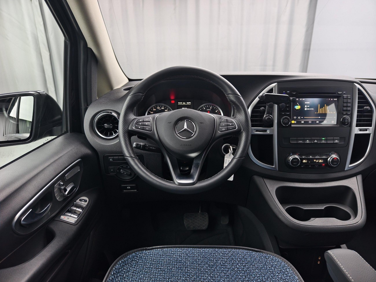 Mercedes-Benz 2023 2023