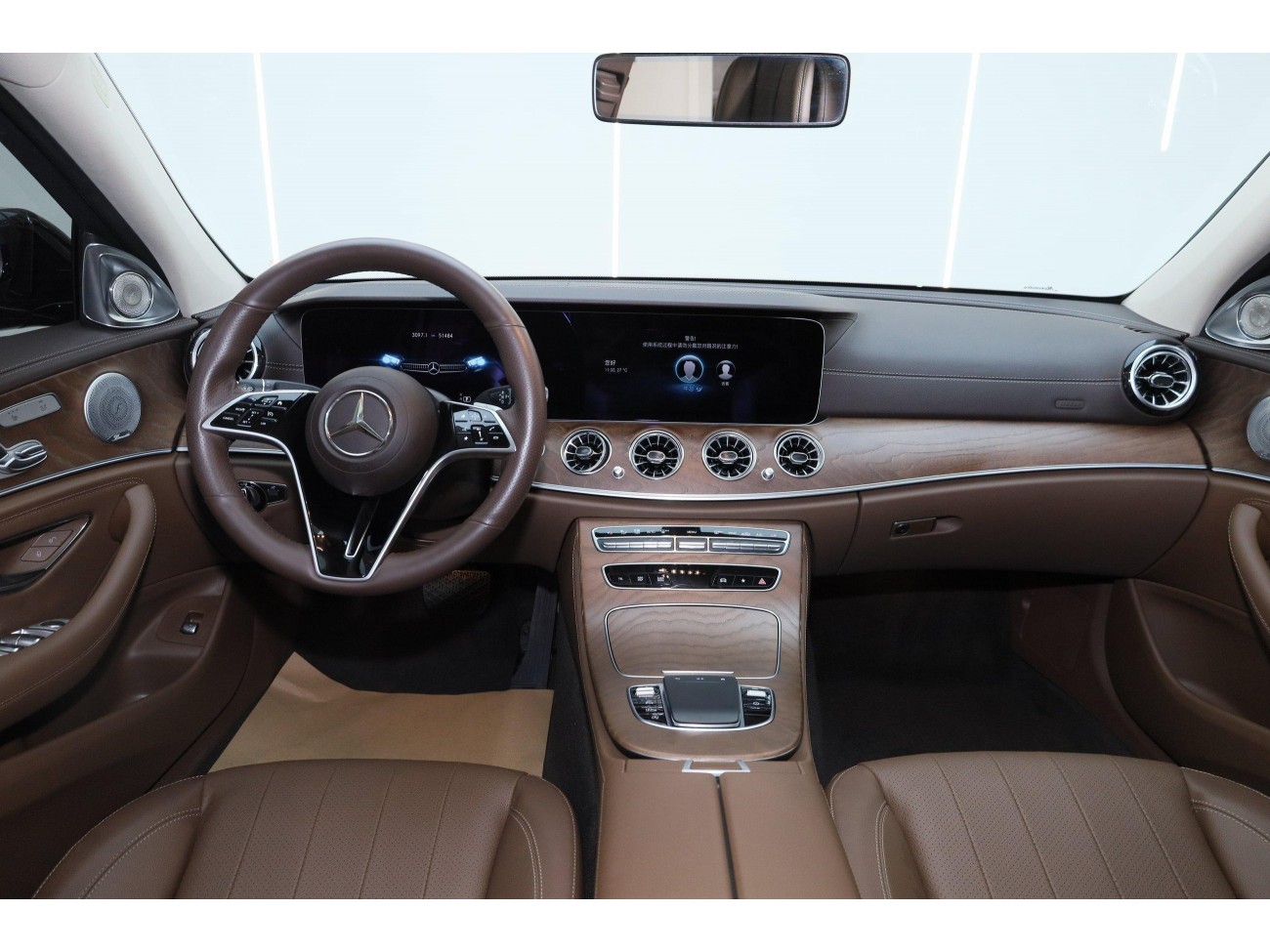 Mercedes-Benz E 300 L 2022