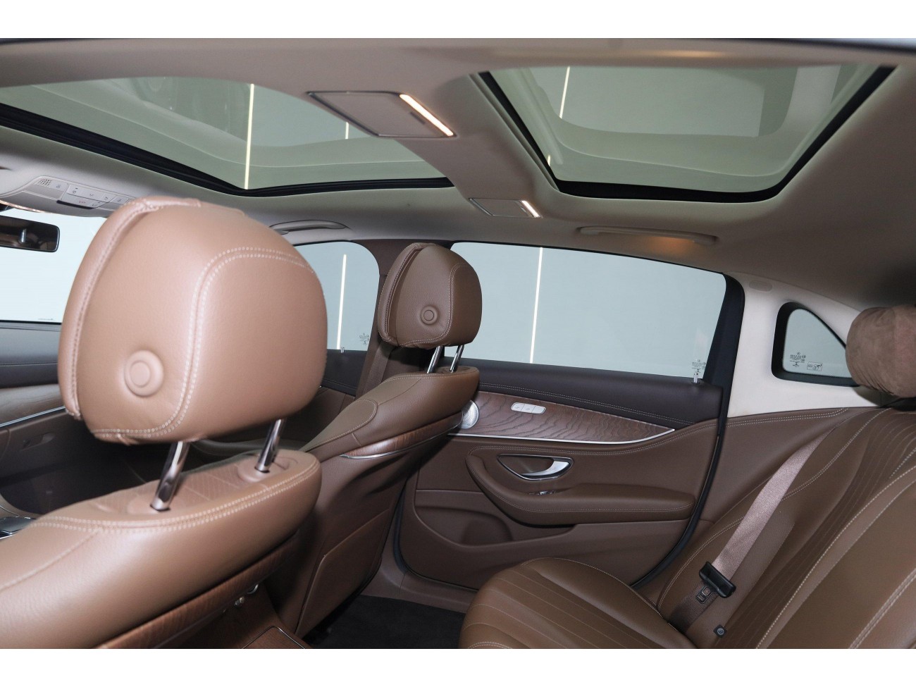 Mercedes-Benz E 300 L 2022