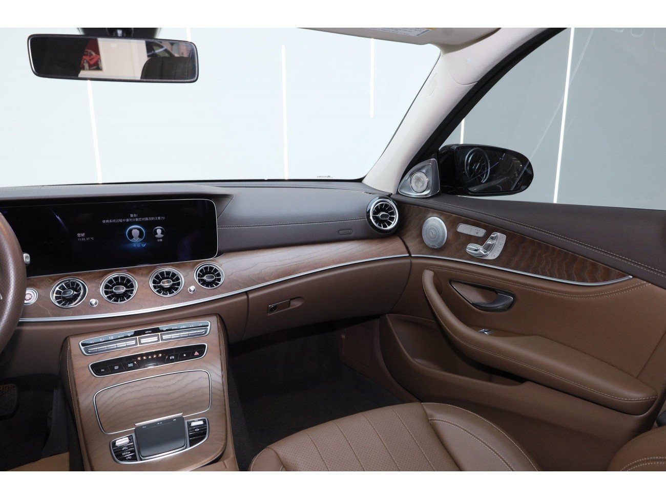 Mercedes-Benz E 300 L 2022