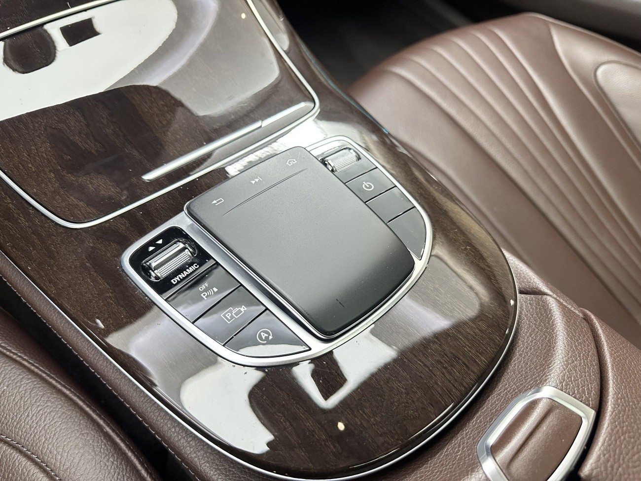 Mercedes-Benz CLS 300 2020