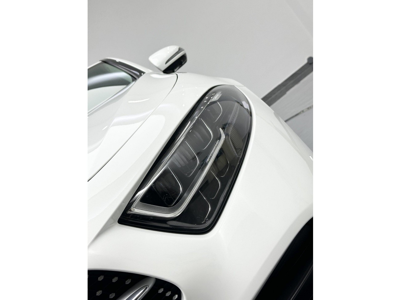 Mercedes-Benz CLS 300 2020