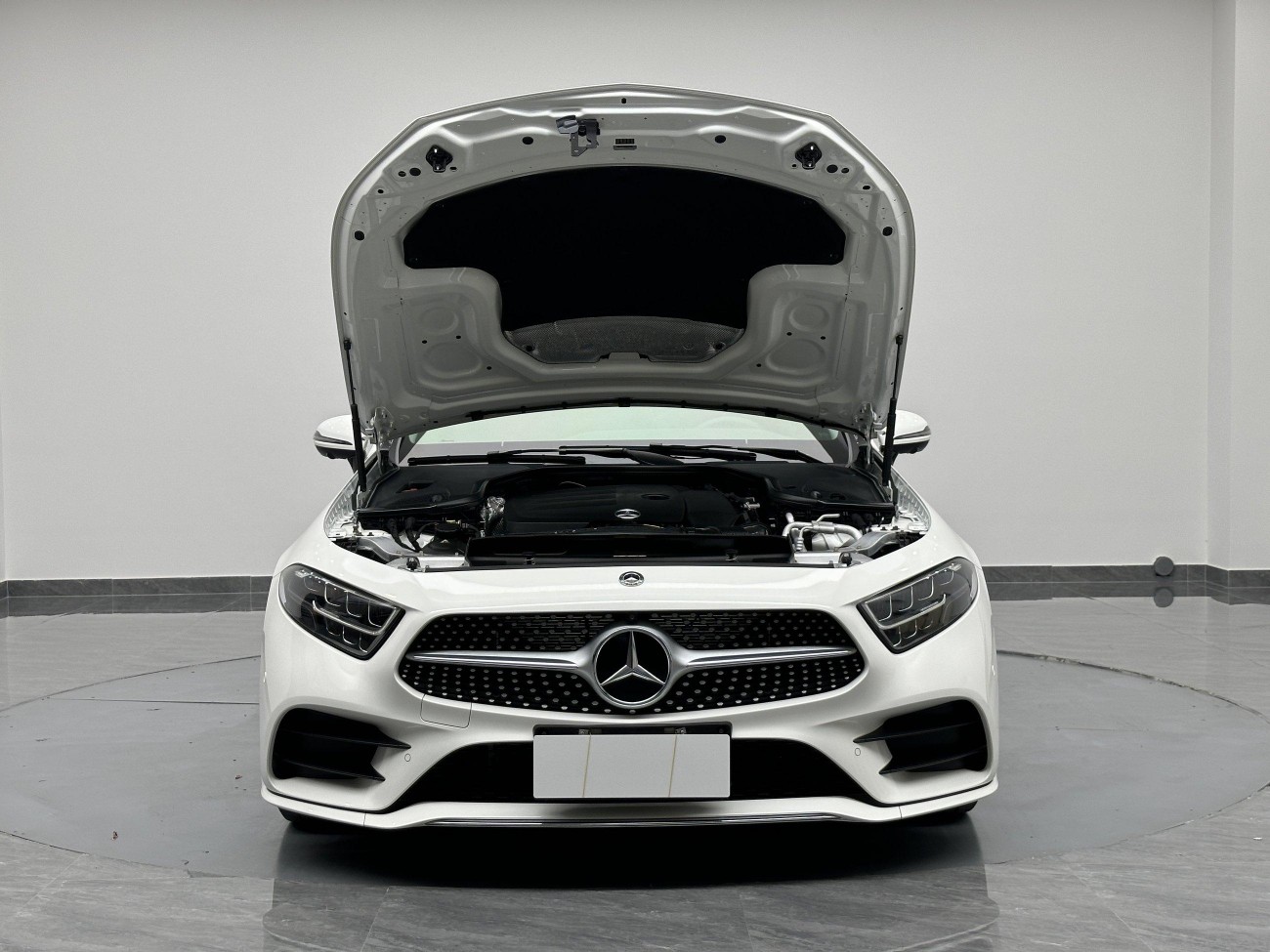 Mercedes-Benz CLS 300 2020