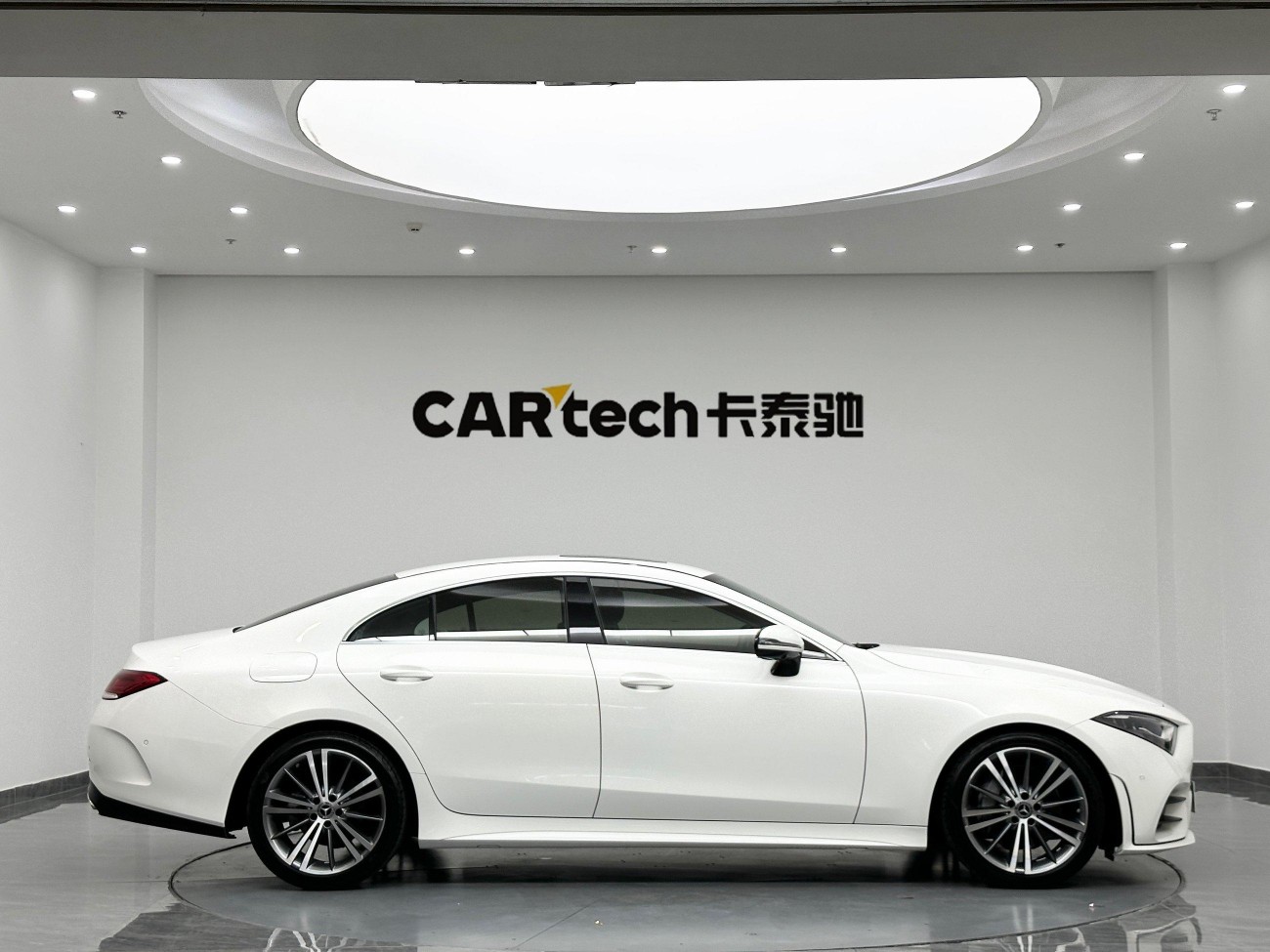Mercedes-Benz CLS 300 2020