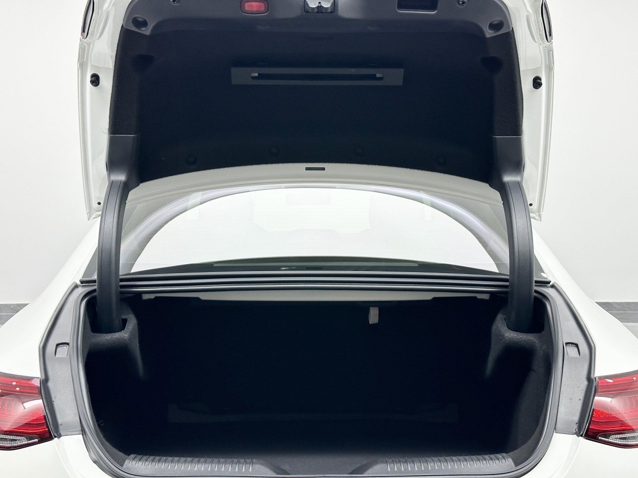 Mercedes-Benz CLS 300 2020