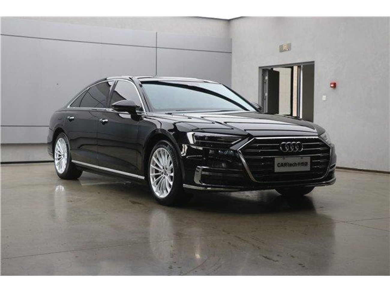 Audi A8L 50 TFSI 2022
