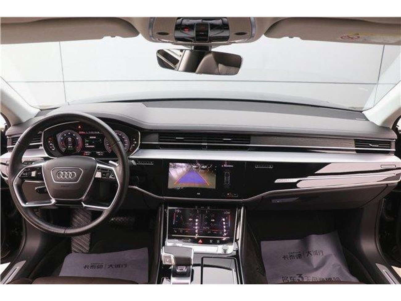 Audi A8L 50 TFSI 2022