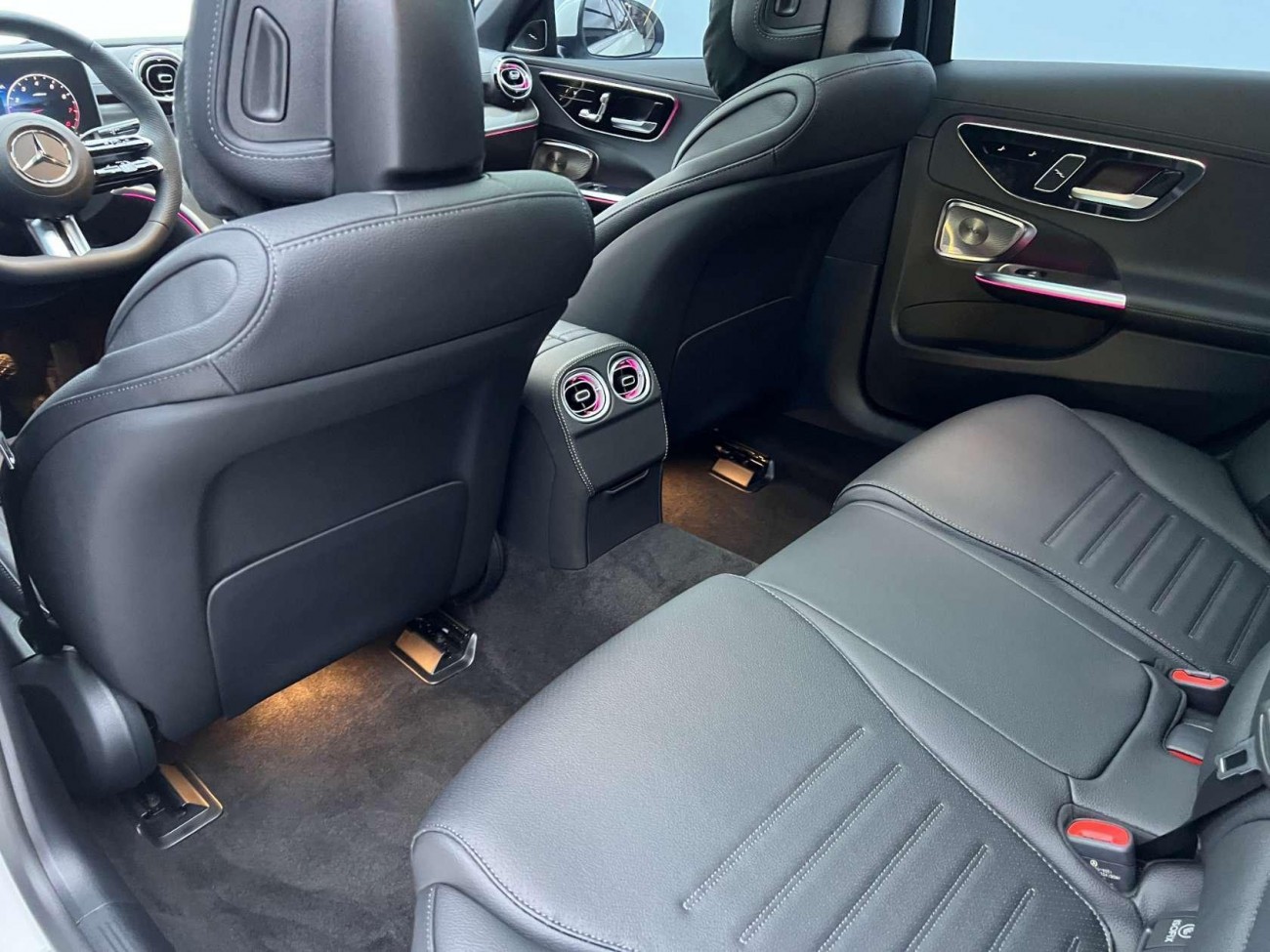 Mercedes-Benz C 260 L 2025